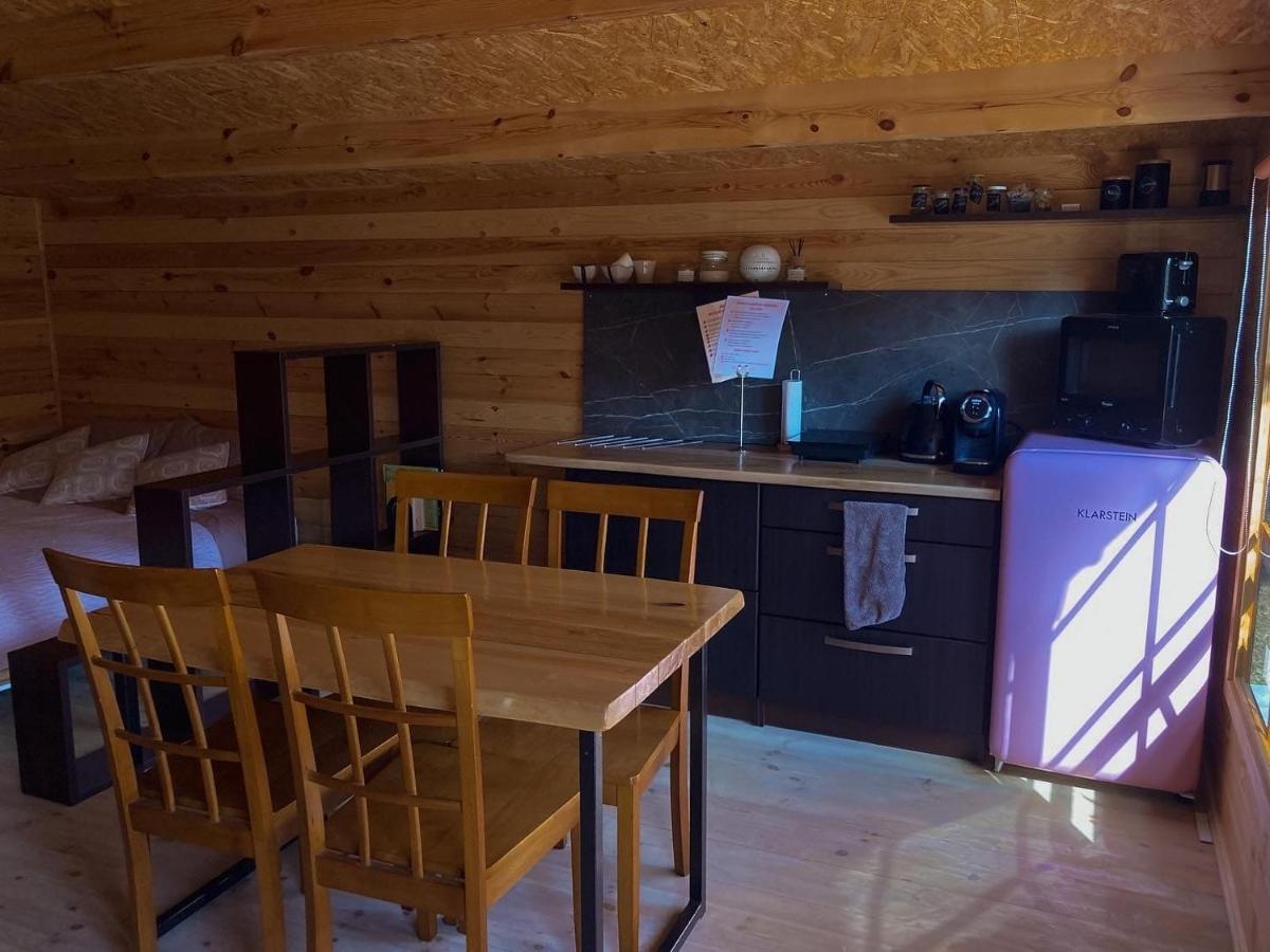 Gasthaus Starp debesīm un zemi Krāslava Exterior foto